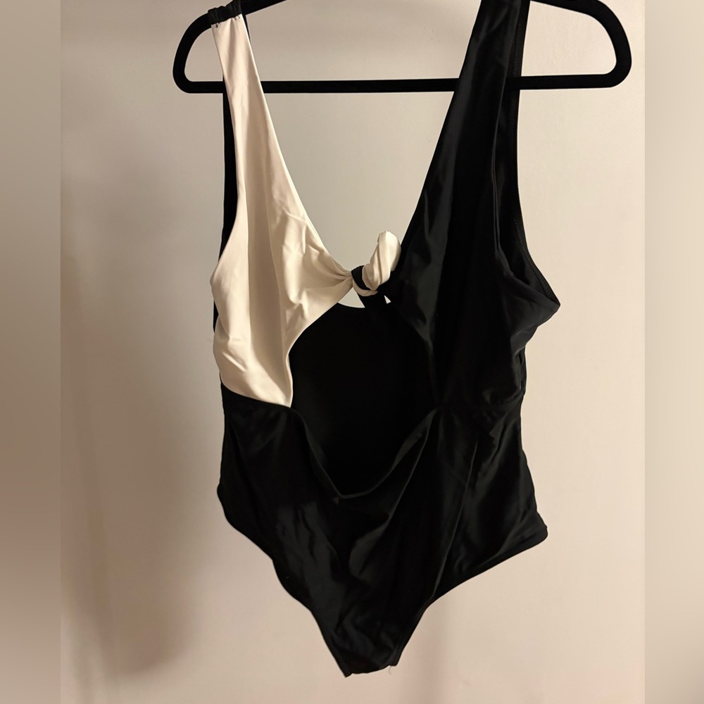 Black & White One-Piece Swimsuit with Twist Detail